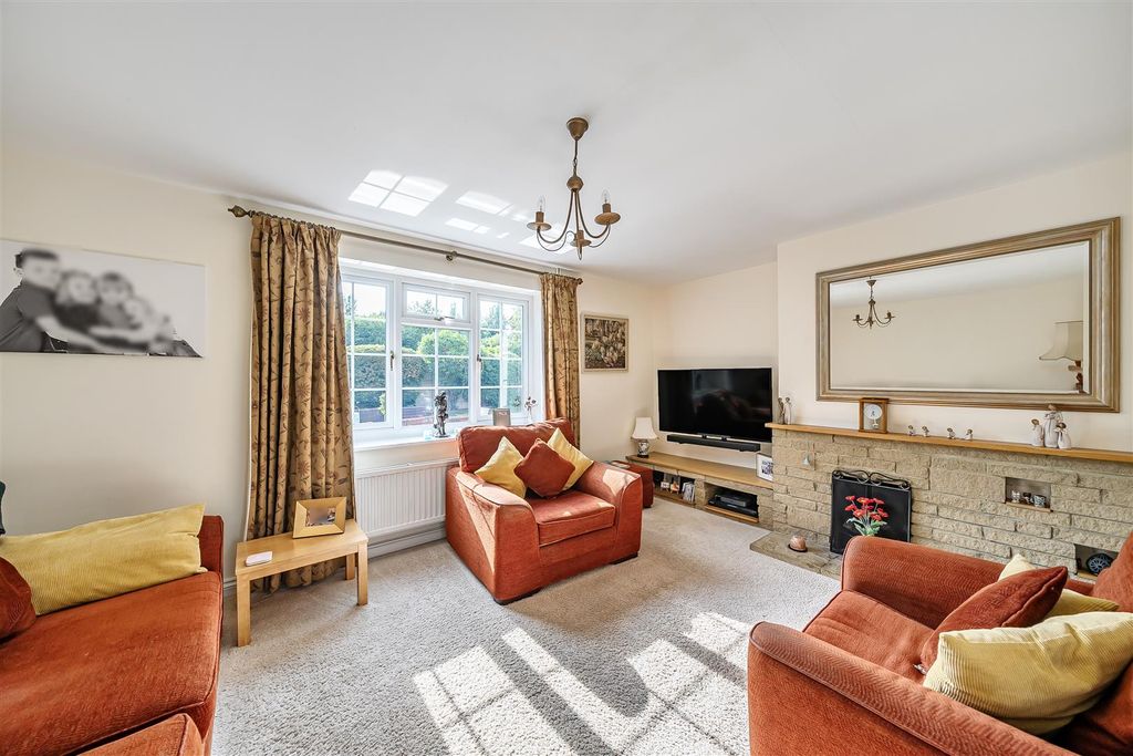 Additional image 6 of 3 bed semi-detached house for saleHoney Lane, Hurley, Maidenhead SL6