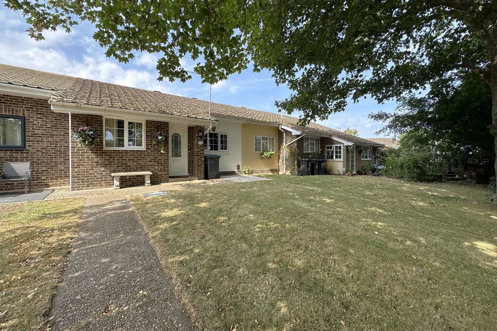 Property photo 1 of 10 Photo 2