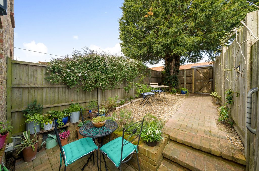 Property photo 3 of 37 969012 (9).Jpg