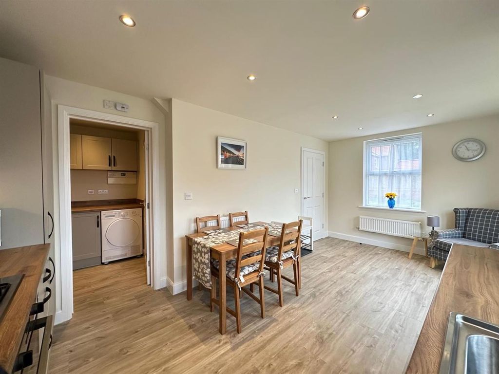 Property photo 3 of 18 Image00029.Jpeg