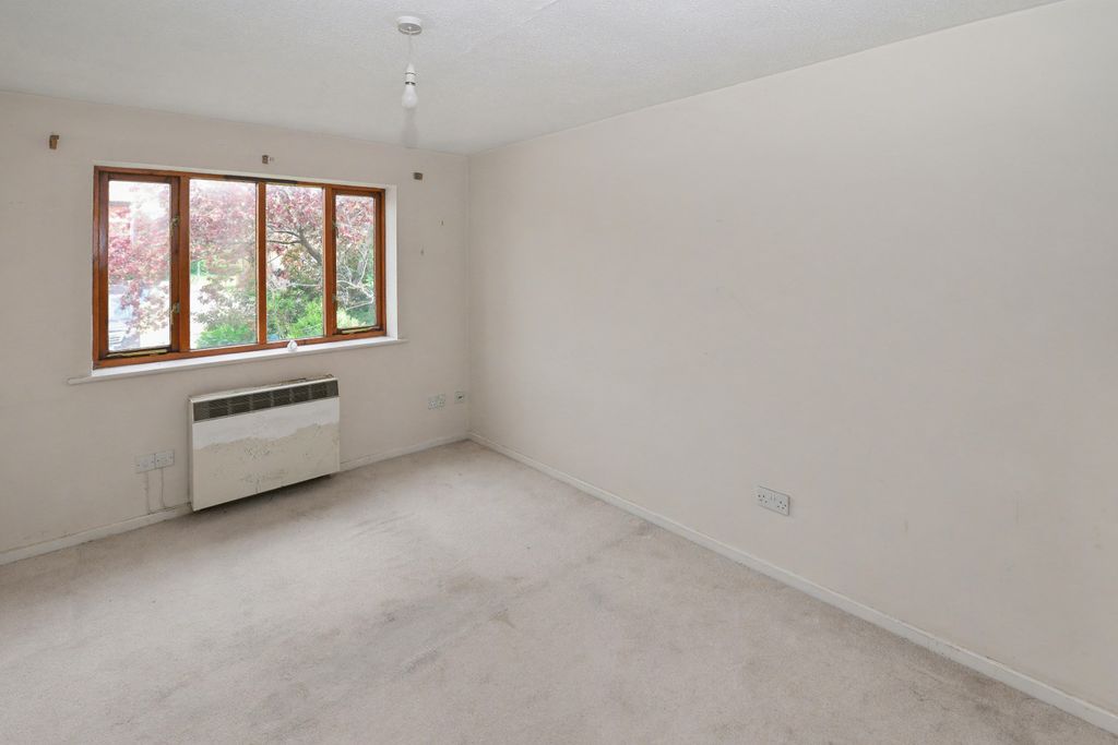 Property photo 2 of 9 20 Parklands, Banbury, Ox16 2Sz