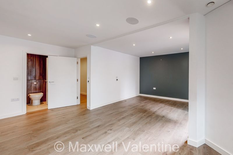 Additional image 15 of 3 bed flat for saleSaffron Central Square, Croydon CR0