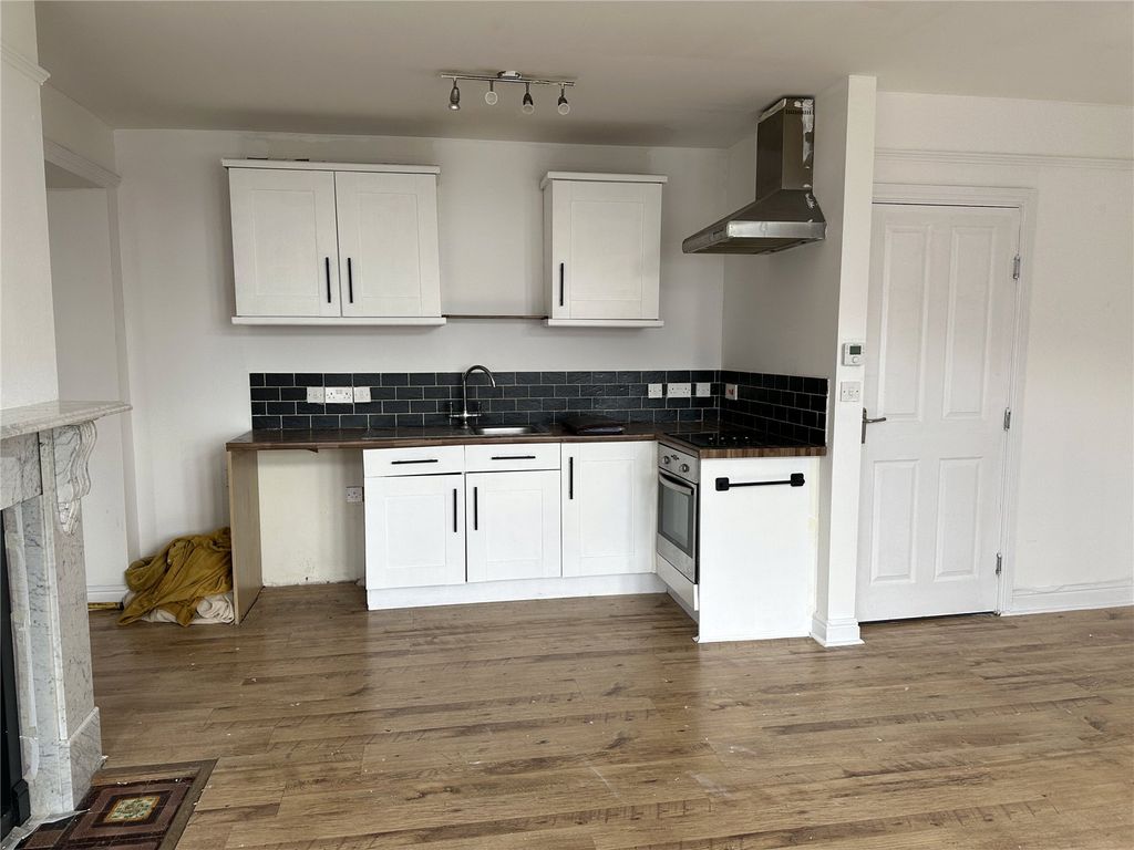 Property photo 2 of 7 Picture No. 09