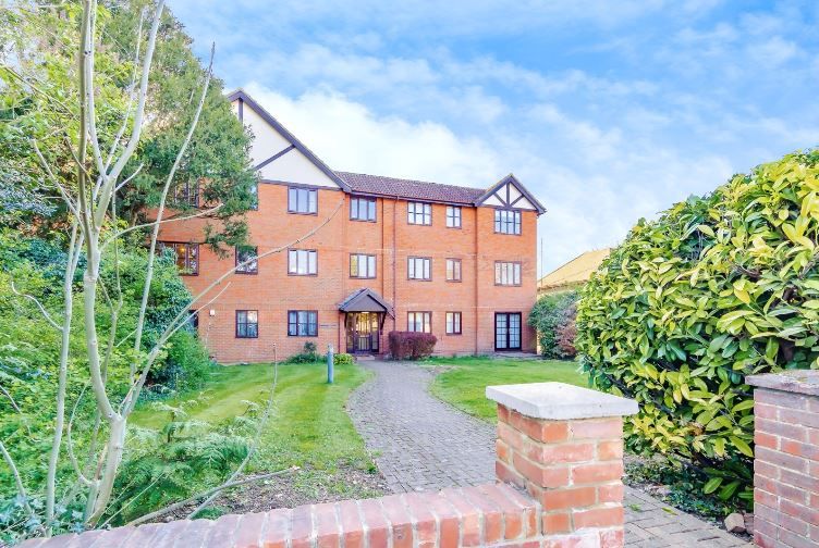 Property photo 1 of 10