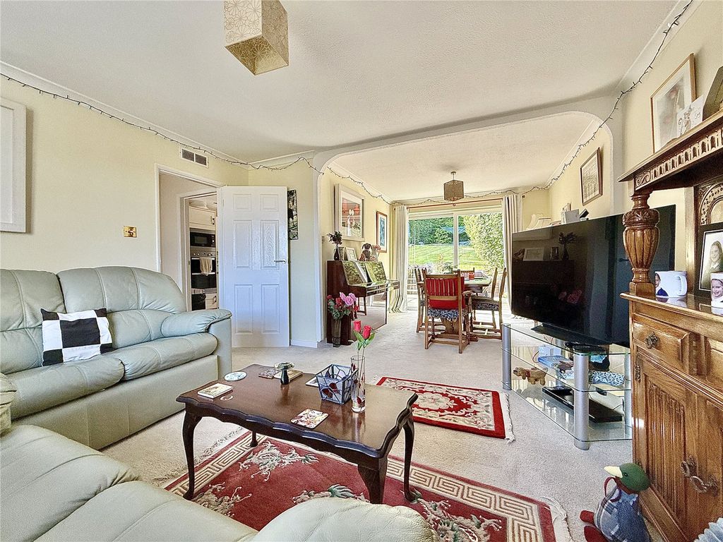 Property photo 2 of 12 Picture No. 02