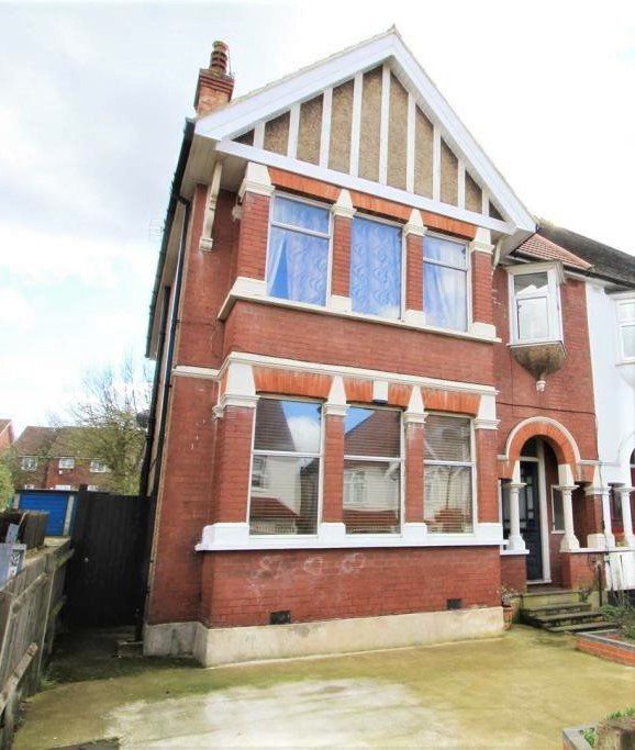 Property photo 3 of 4