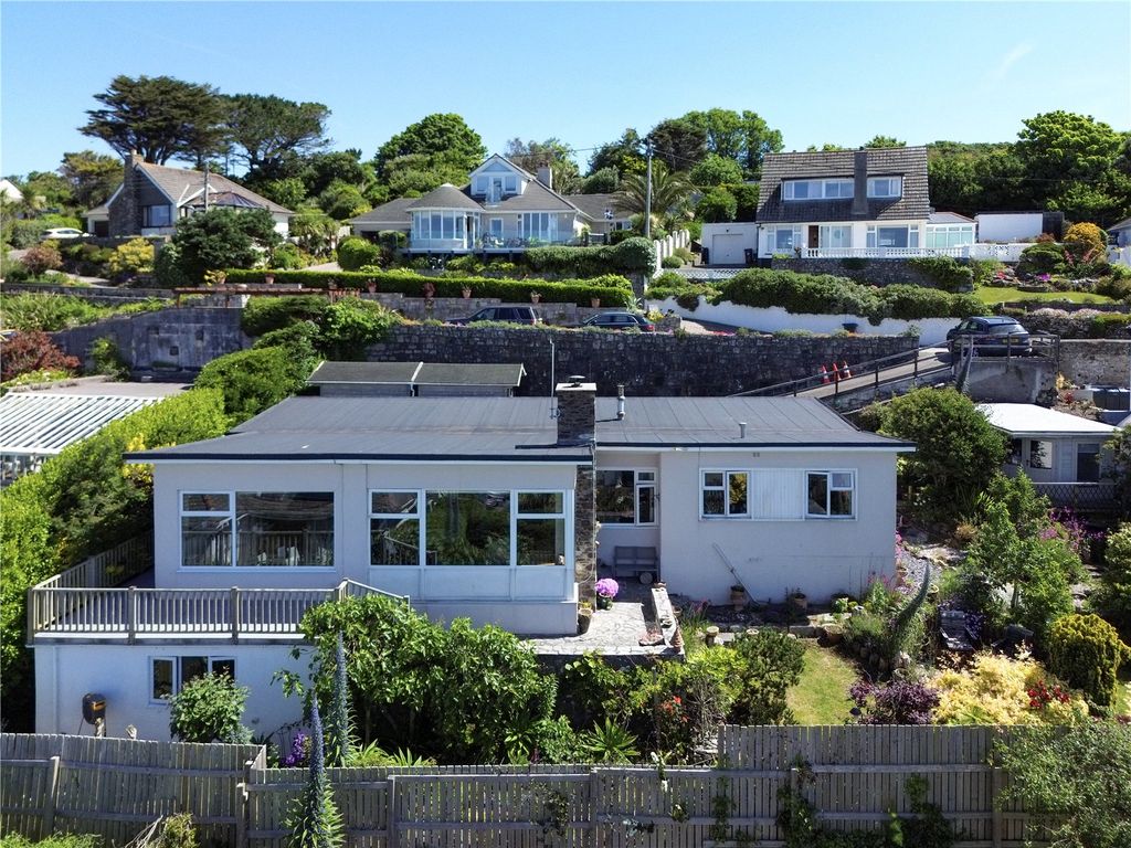 Property photo 2 of 33 Picture No. 02