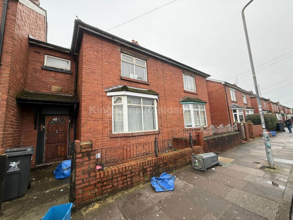 Property photo 2 of 9