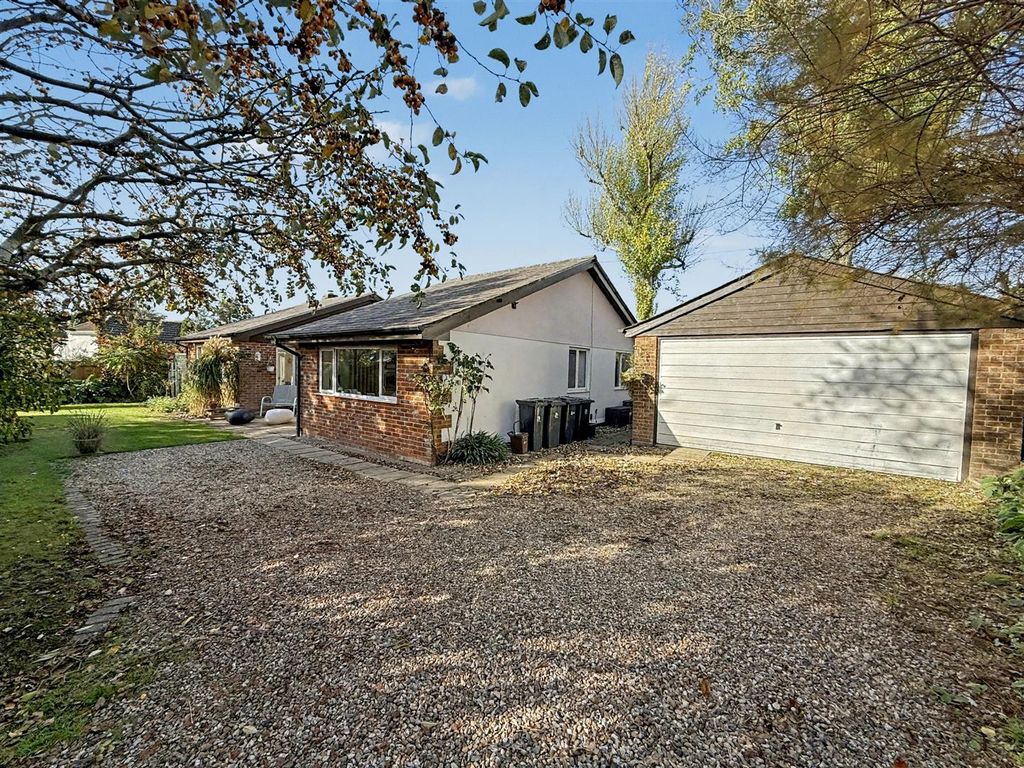 Property photo 1 of 19 Front Aspect