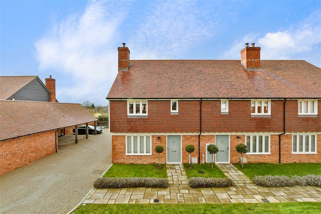 Property photo 1 of 10 External (Web)