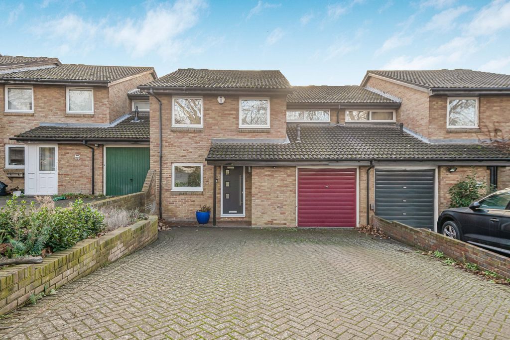 Property photo 1 of 12