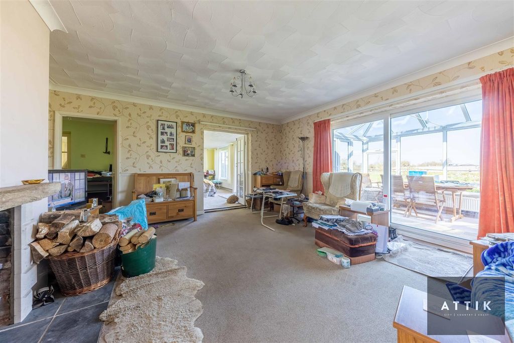 Property photo 2 of 31 Attik-17.Jpg