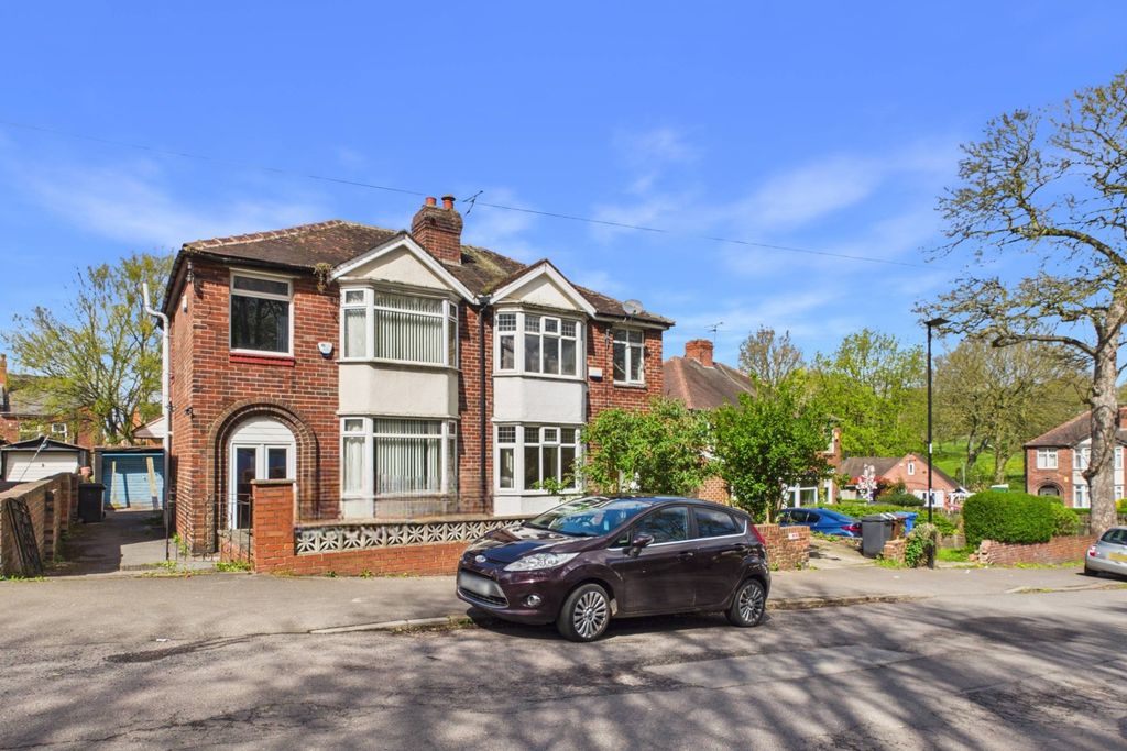 Property photo 1 of 17 Front External