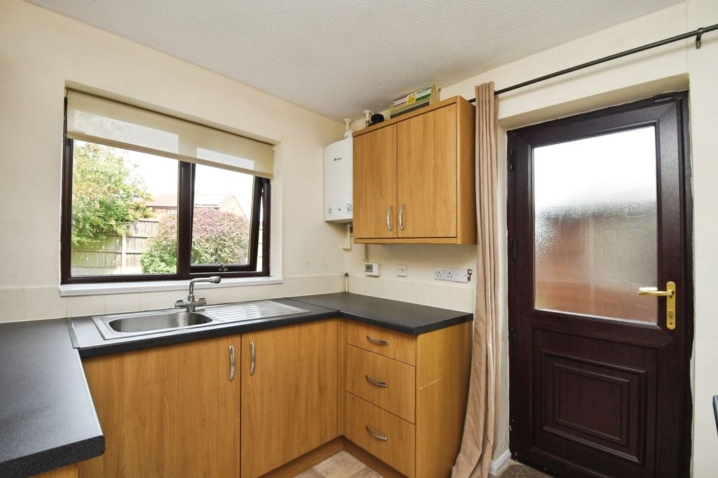 Property photo 3 of 15