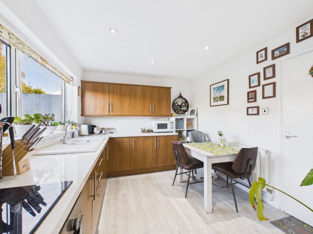 Property photo 3 of 18 3458616