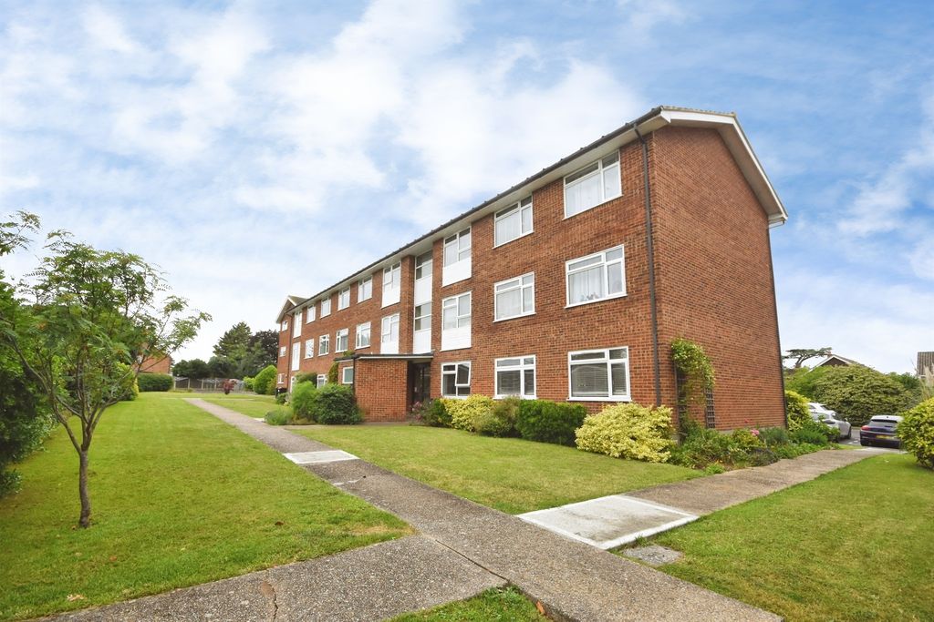 Property photo 1 of 23
