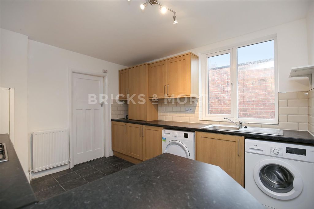 Property photo 2 of 9 Ds2Nqbr580O40Tamloq1Sq.Jpg
