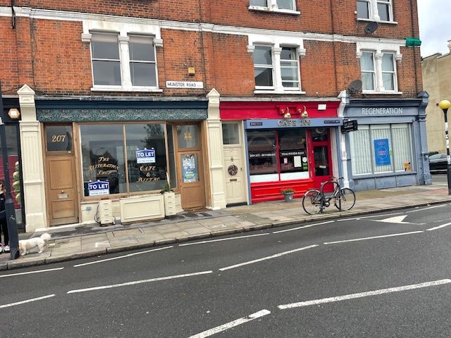 Property photo 2 of 8