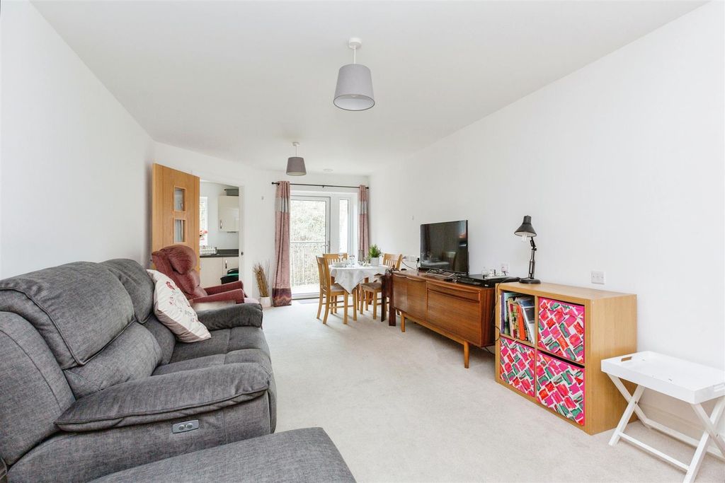 Property photo 3 of 32 Image-13.Jpg
