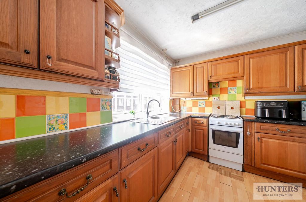 Property photo 3 of 22 594B07Ed-5Bc4-4992-A111-38F962Eaa940.Jpg