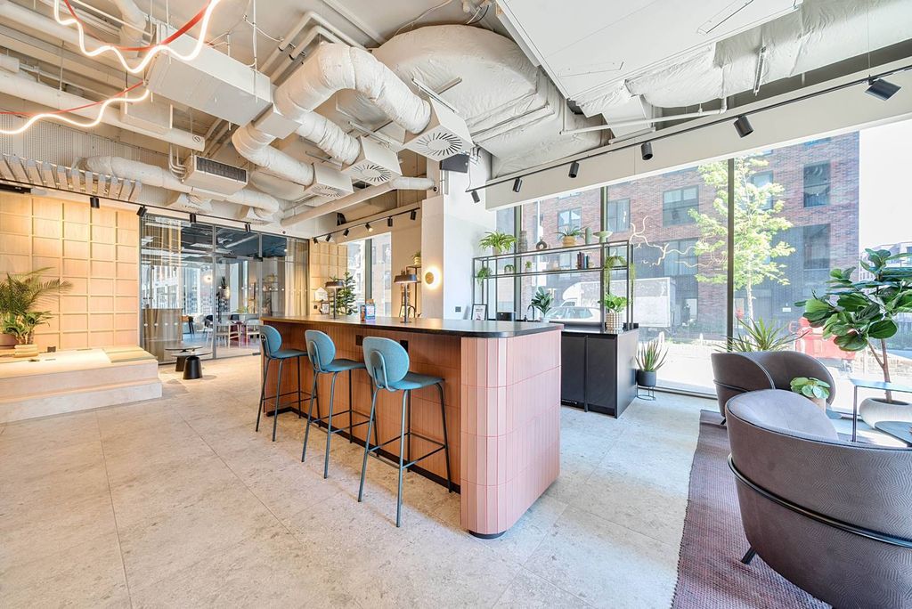 Property photo 2 of 51