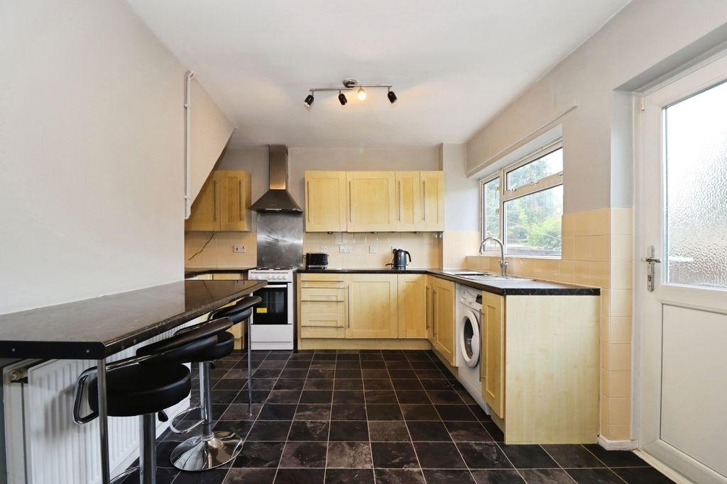 Property photo 3 of 17 Pbox-Img.Jpg