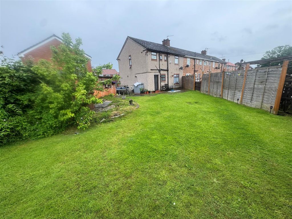 Property photo 1 of 17 Garden Angled.Jpg