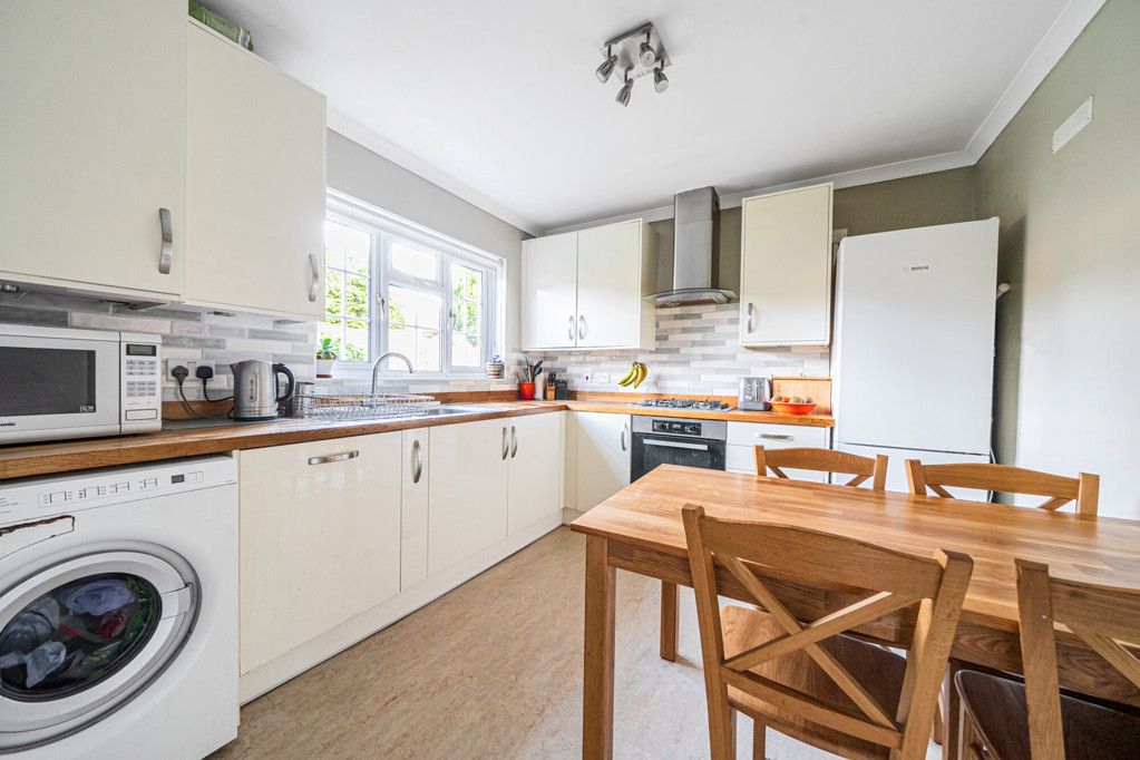 Property photo 2 of 13 Kitchen