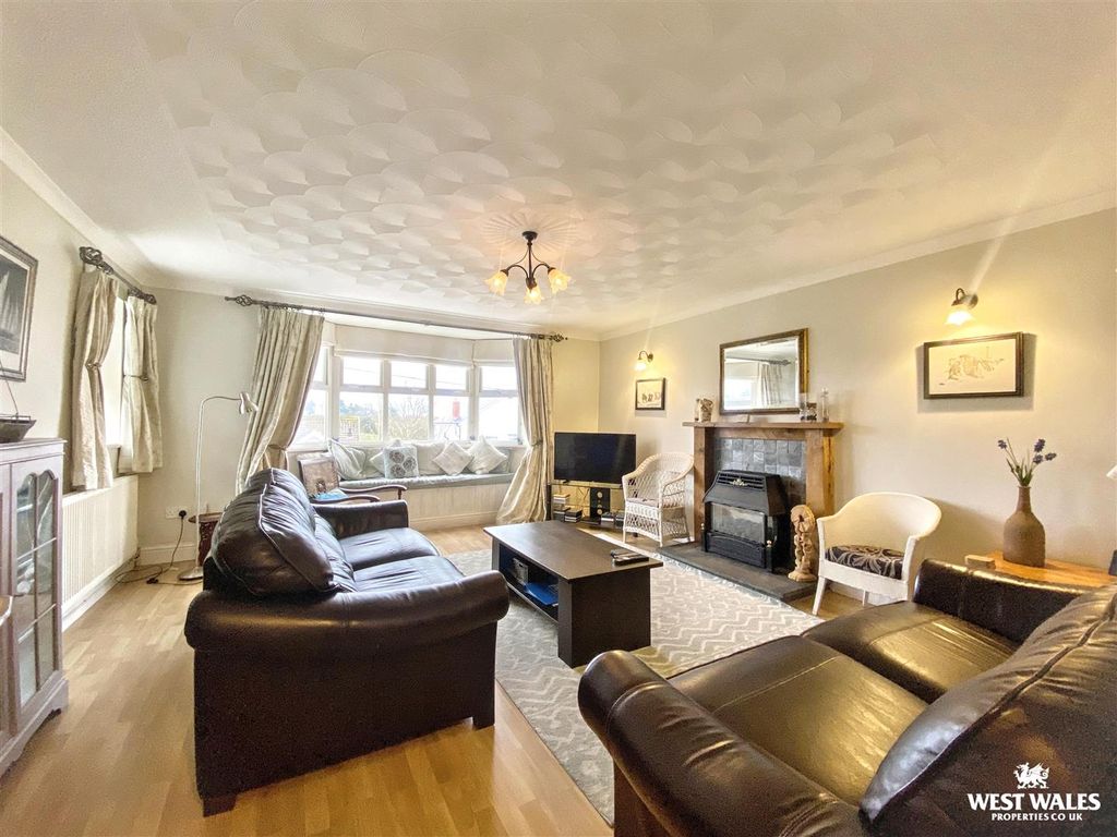 Property photo 2 of 28 Img_6246.Jpg