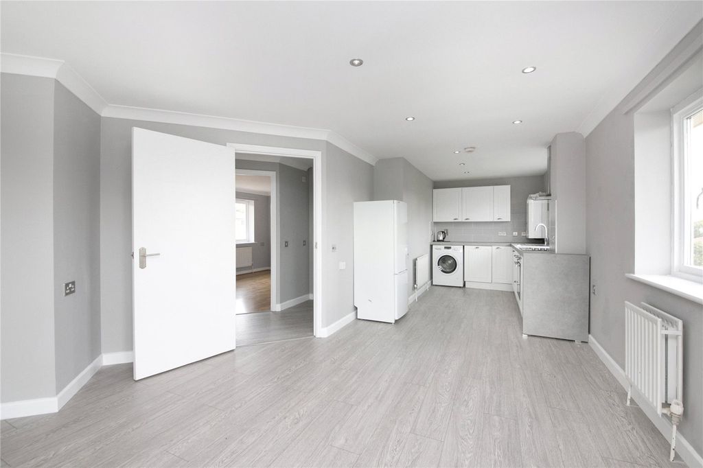 Property photo 3 of 11 Open Plan Living