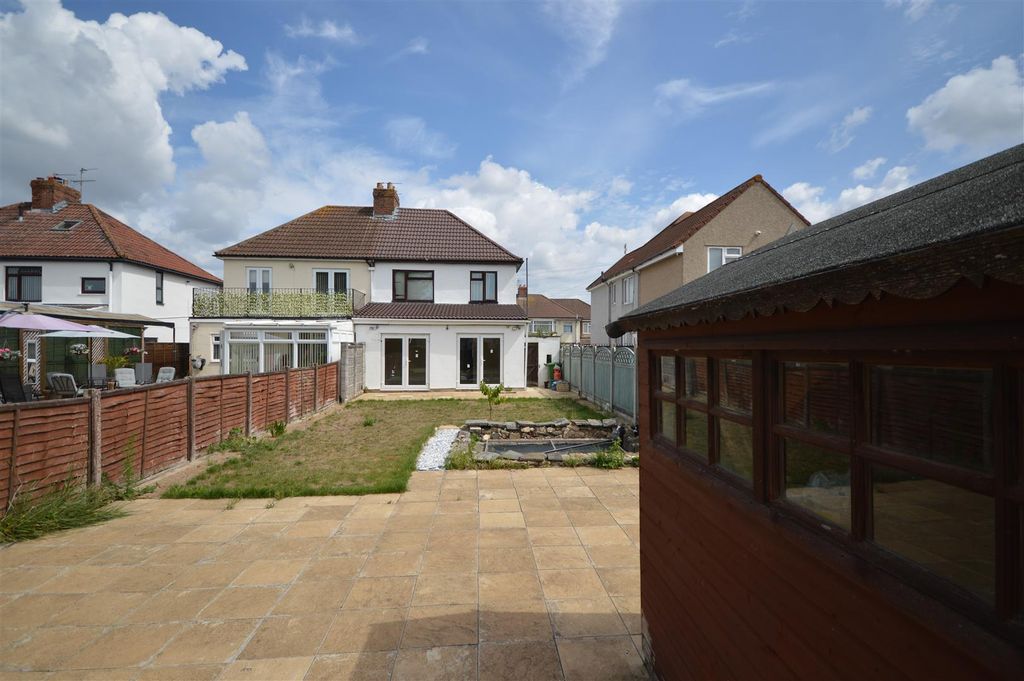Property photo 2 of 15 Outside