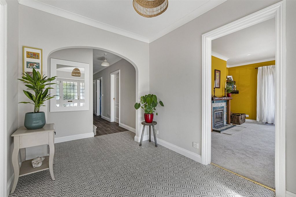 Property photo 3 of 22 Picture No. 05