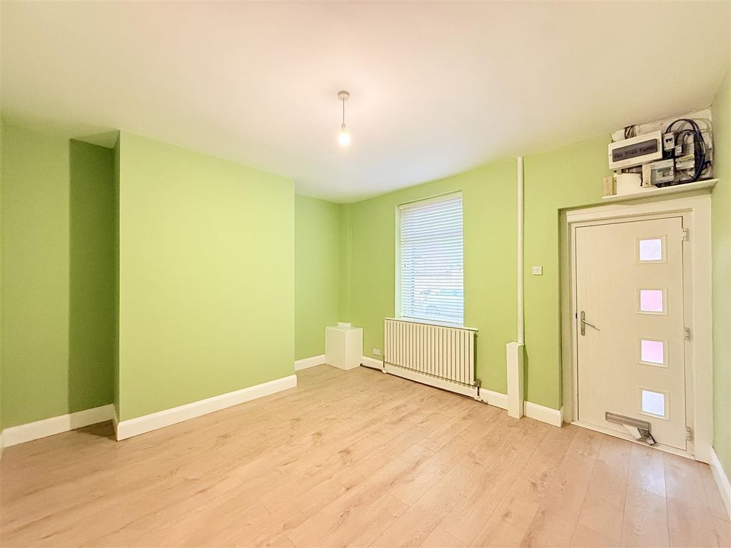 Property photo 2 of 8 Img_2049.Jpeg