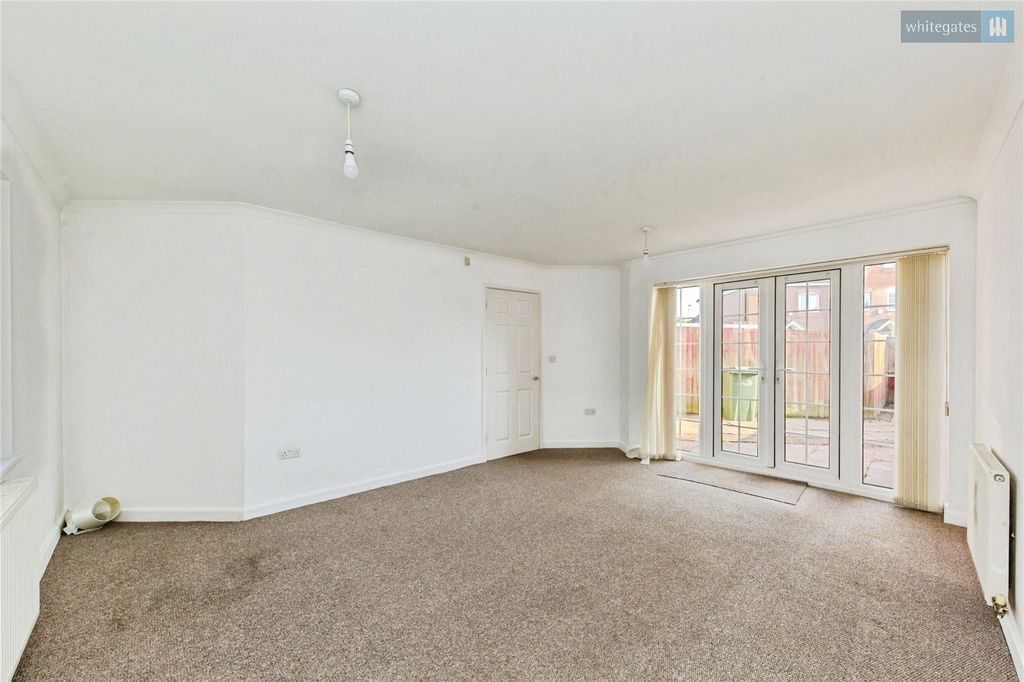 Property photo 3 of 15 Picture No. 03