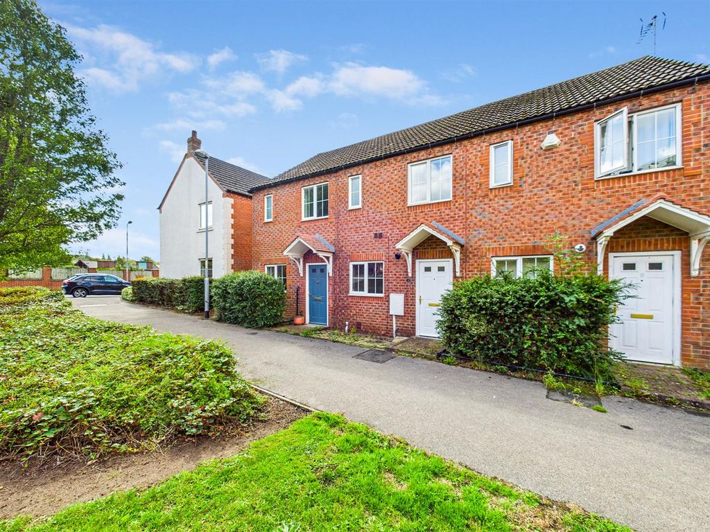 Property photo 1 of 16 Outside