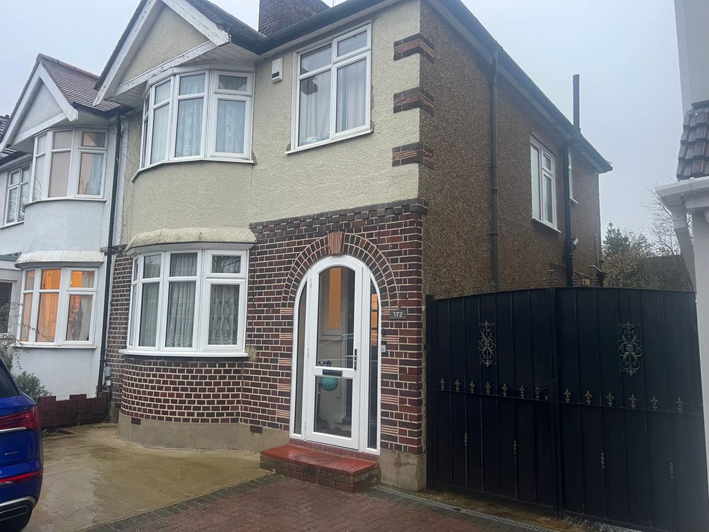 Property photo 3 of 19 Property