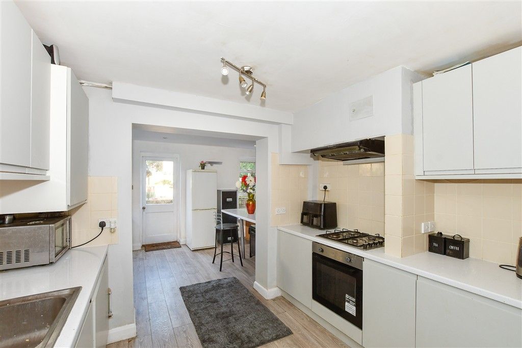 Property photo 2 of 12 Kitchen