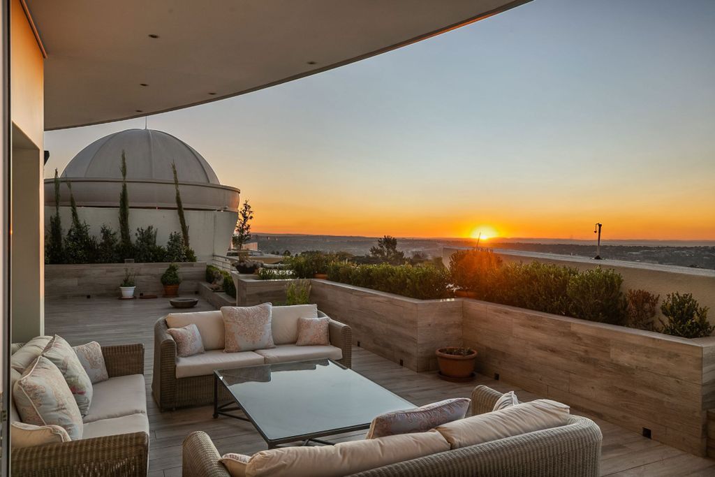 Property photo 2 of 27 Hp1602475