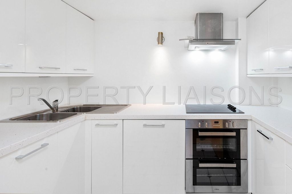 Property photo 3 of 16 Photo 16