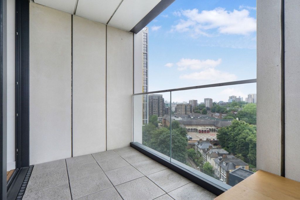 Property photo 1 of 1