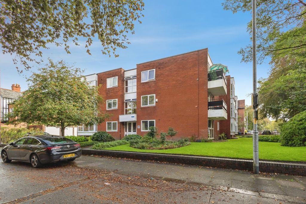 Property photo 1 of 17 Pbox-Img.Jpg