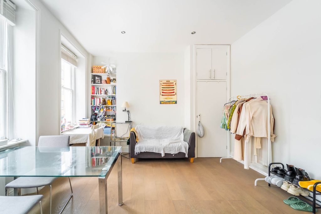 Property photo 3 of 7 Mba00632