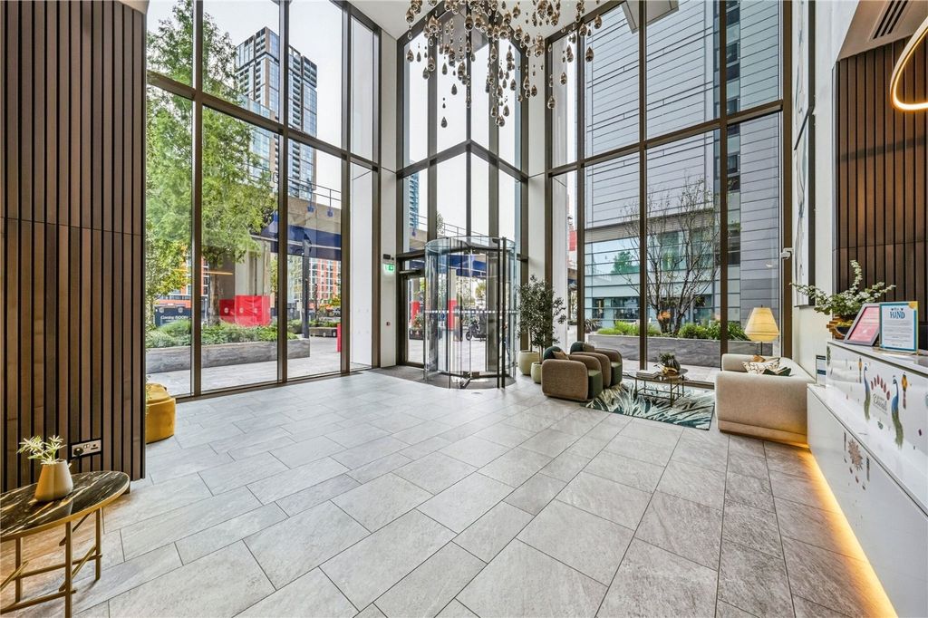 Property photo 2 of 10 Concierge