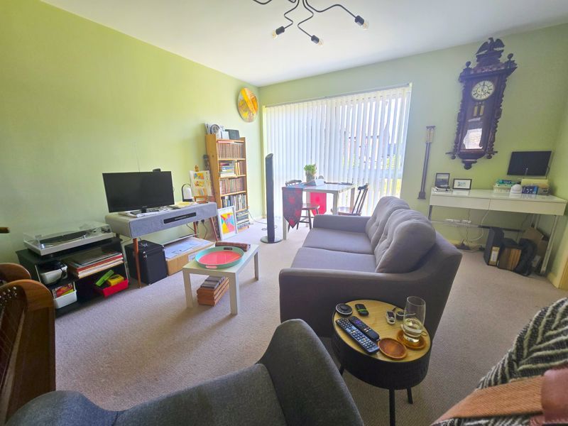 Property photo 3 of 11 Photo 9