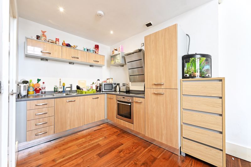 Property photo 2 of 14 Kitchen