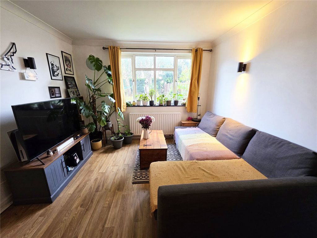 Property photo 1 of 12 Picture No. 29