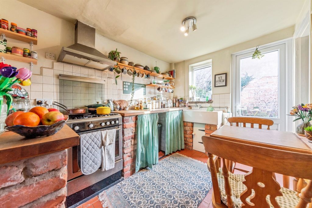 Property photo 3 of 15