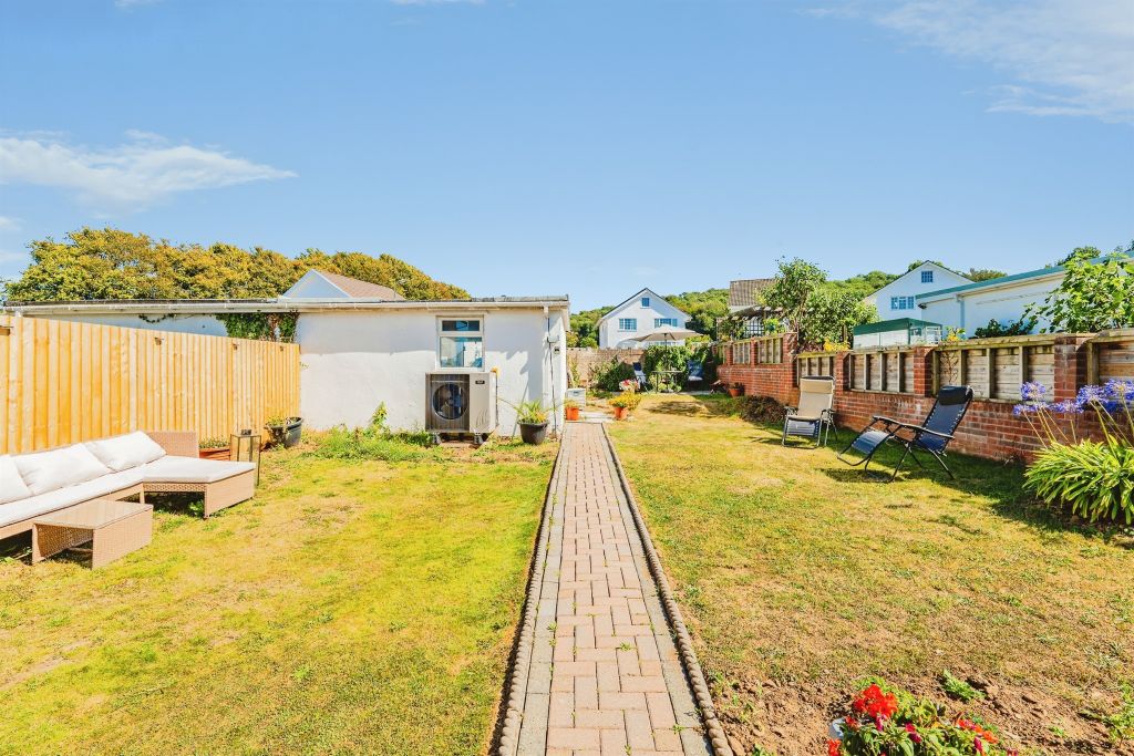 Property photo 2 of 24