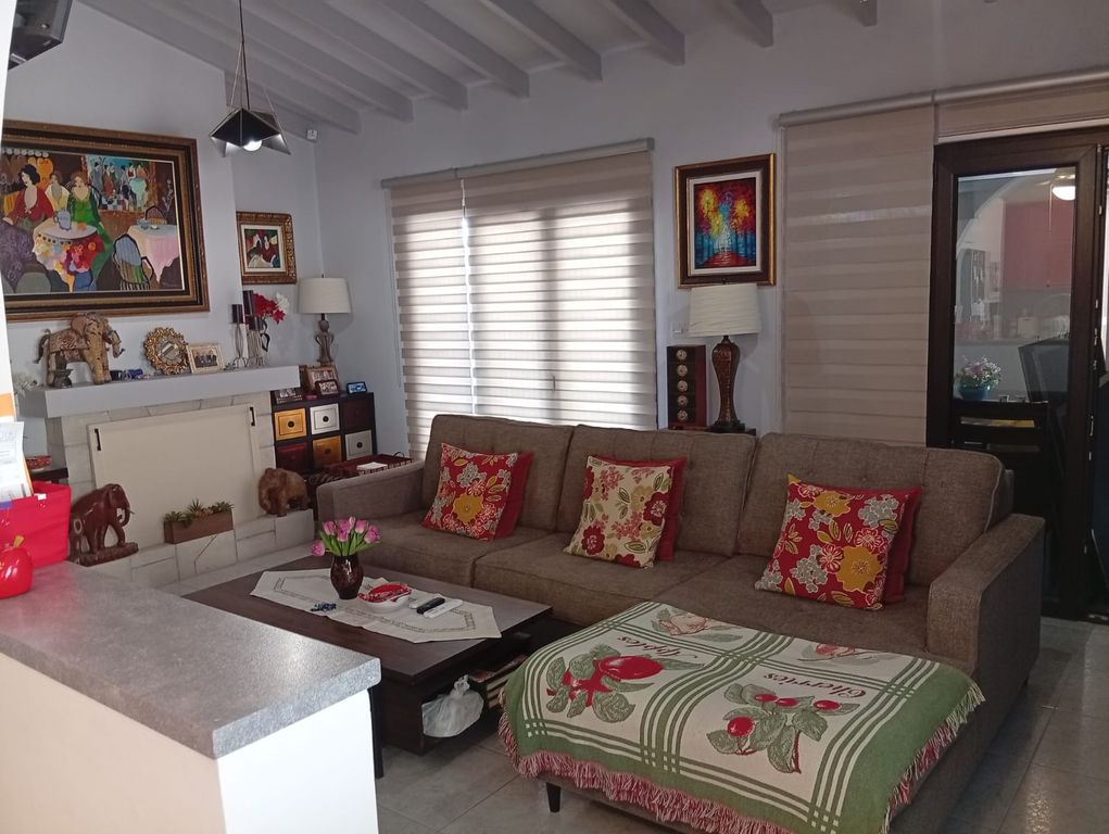 Property photo 3 of 22