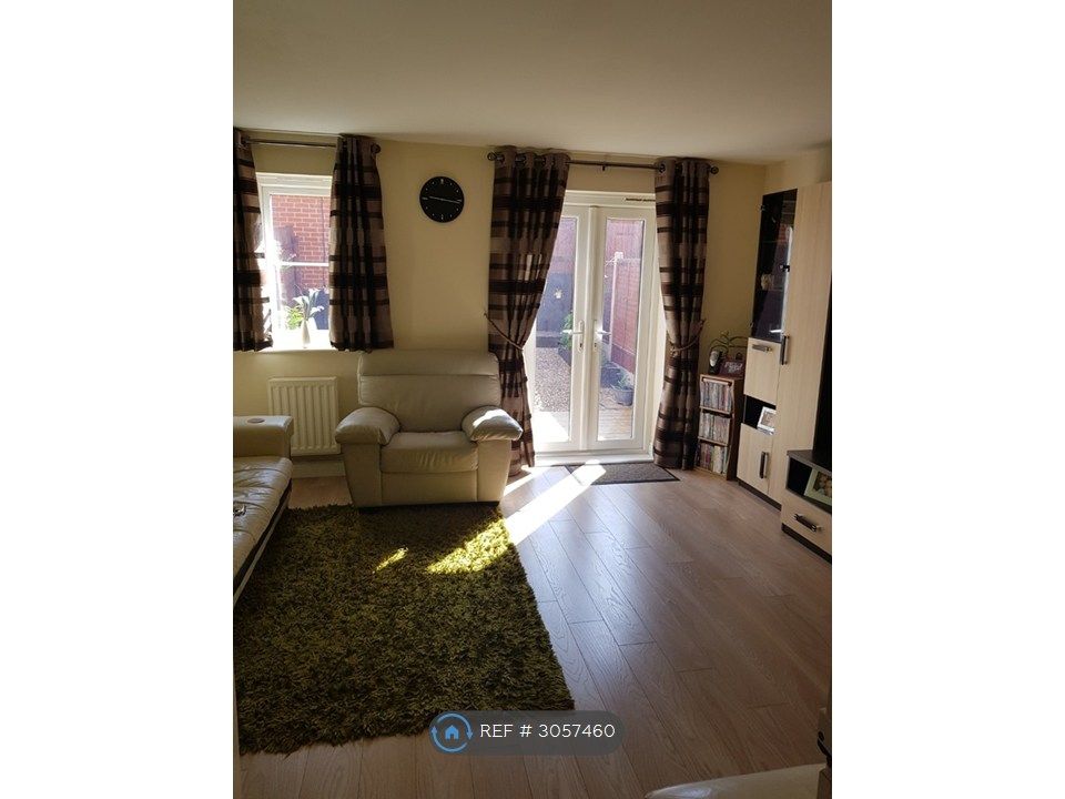 Property photo 3 of 11